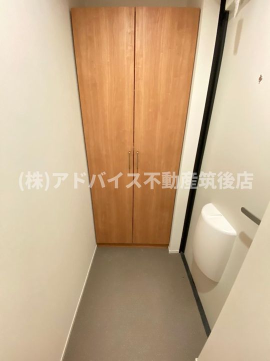 ティーレグノ羽犬塚Aの玄関