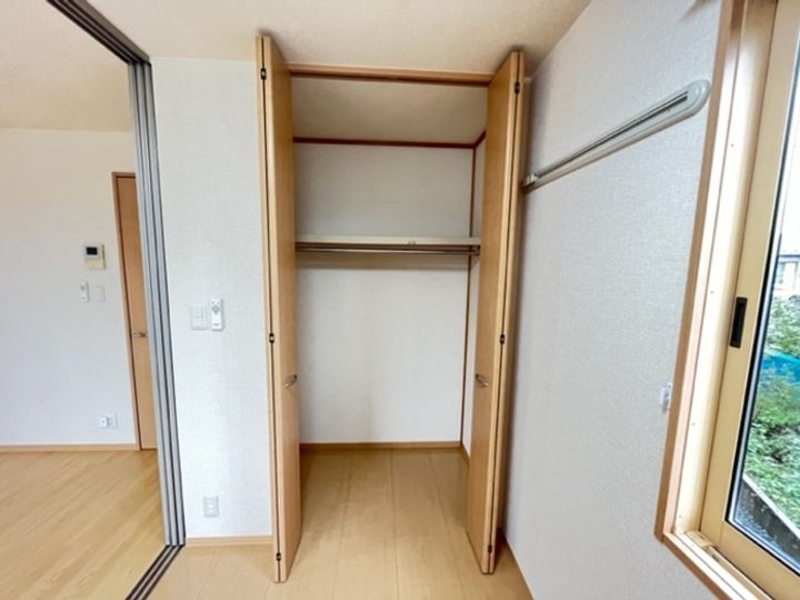 金ヶ崎町西根北荒巻【セジュールルーエ I】築19年の内装