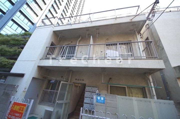 東京都新宿区西新宿8(マンション)の賃貸物件の外観