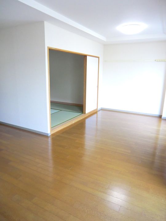 プレザント長町南の居間