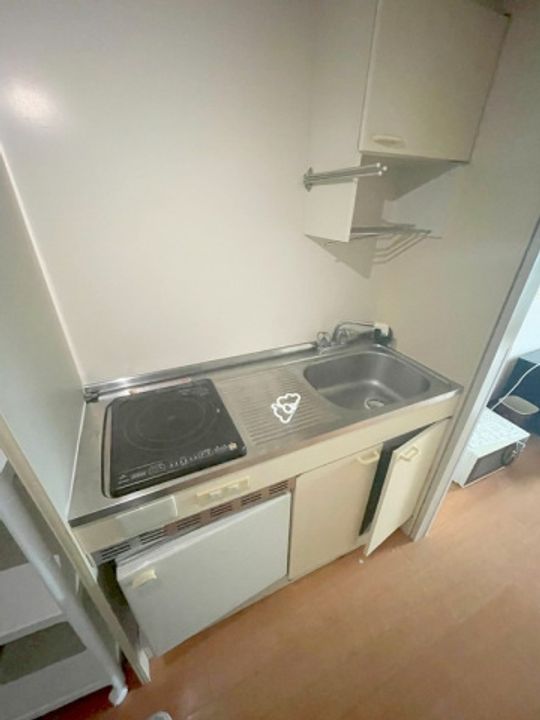 広島県広島市中区広瀬町の賃貸マンションのキッチン