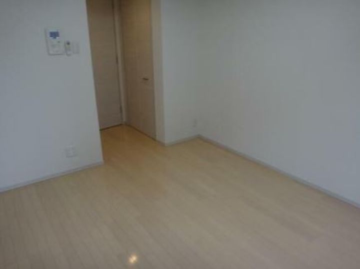 東京都目黒区目黒本町6(マンション)の賃貸物件の居間