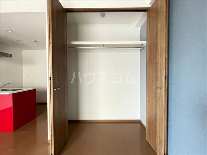 シャンブル萱島の内装