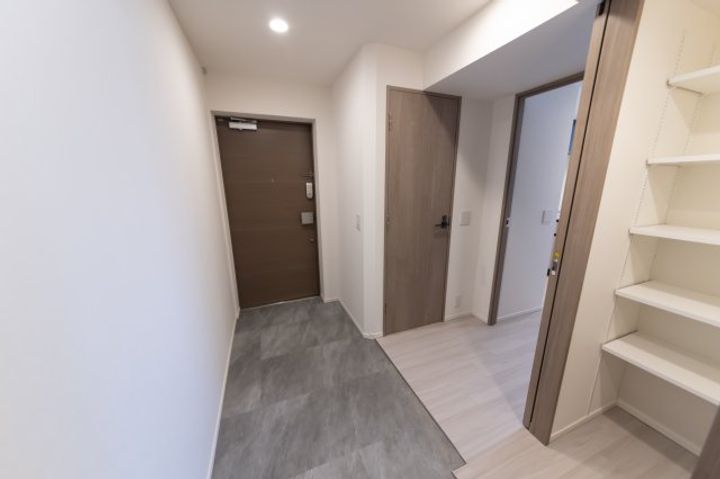 RESIDENCE KOENJIの玄関