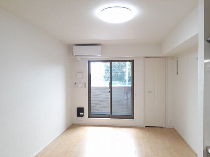 ピオニーの居間