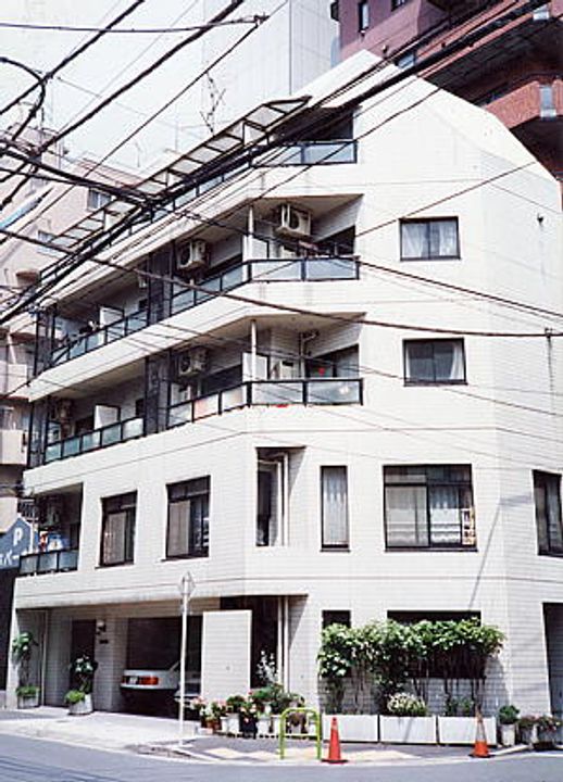 東京都港区麻布十番2(マンション)の賃貸物件の外観
