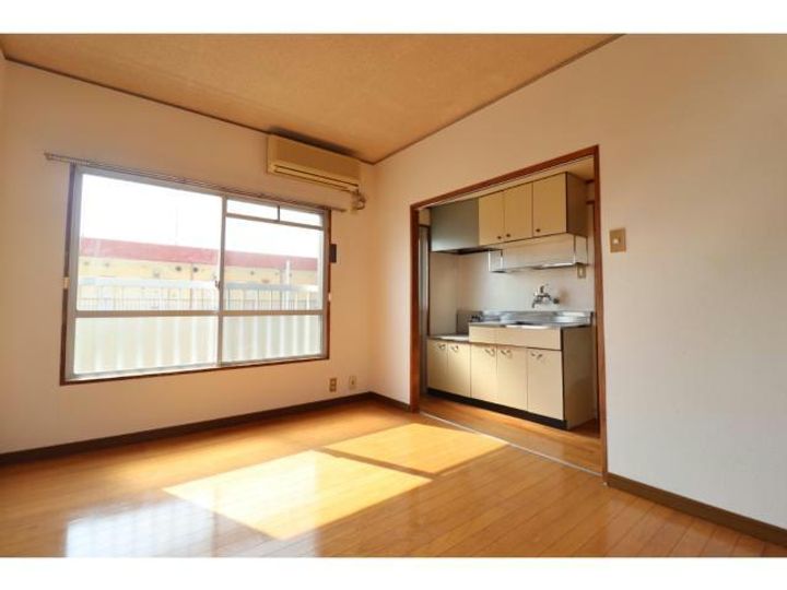 第1池亀コーポの居間