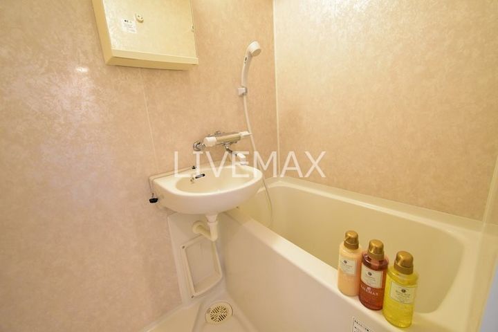 トーシンフェニックス初台弐番館の風呂