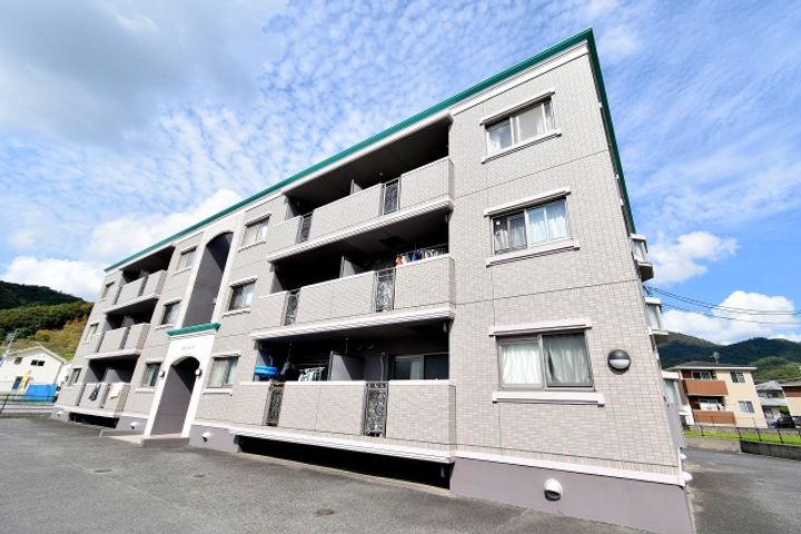 広島県広島市安佐北区三入2(マンション)の賃貸物件の外観