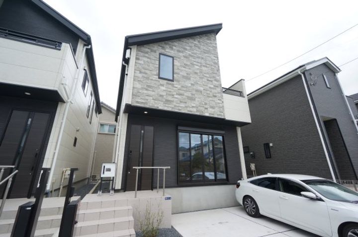 千葉県千葉市若葉区小倉台7(一戸建)の賃貸物件の外観