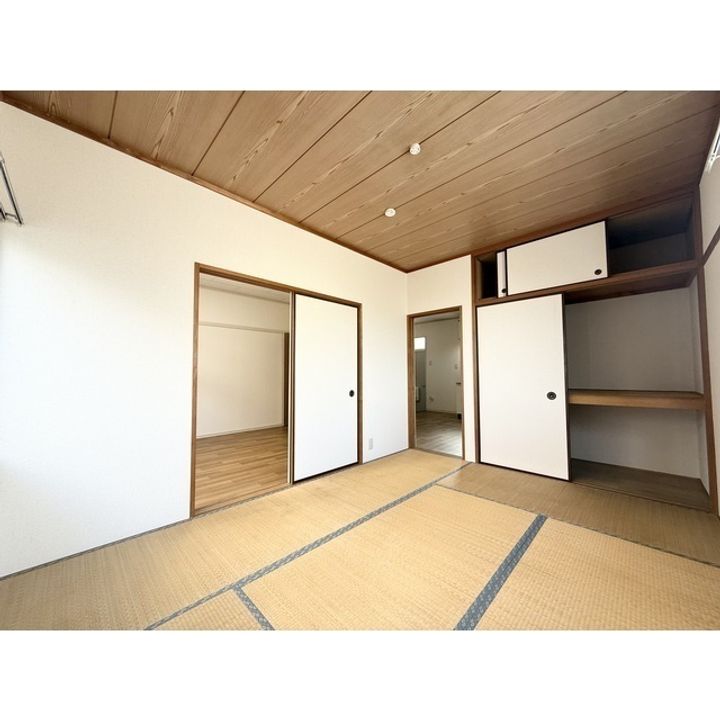 モンシェリー尾崎の内装