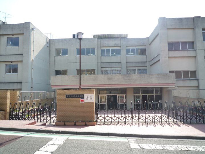 アコルデ弥勒寺の周辺