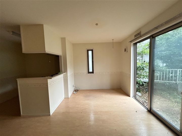 エルメゾンシオンBの居間