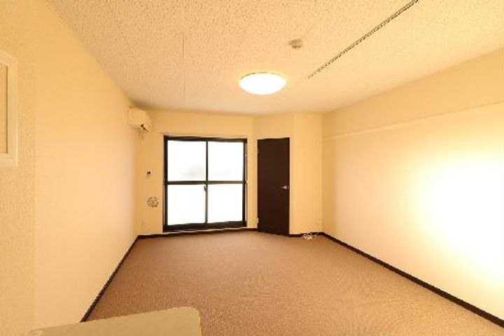 レオネクストリュミエールの居間