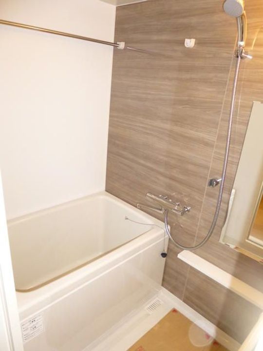 ラクエール旗の台の風呂