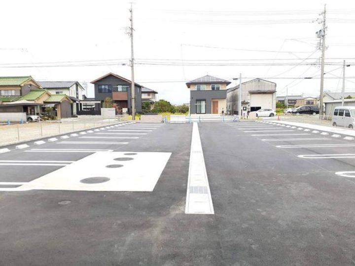 グランソレーユSの地図