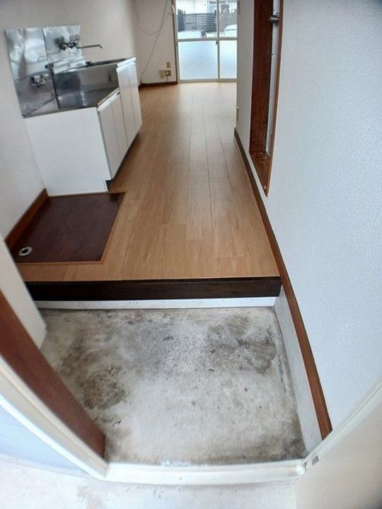 第二大川ハイツの玄関