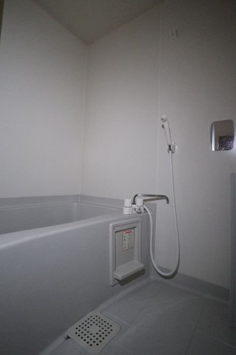 岡山県倉敷市幸町(アパート)の賃貸物件の風呂