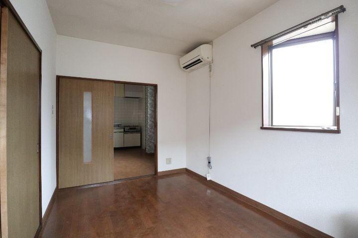 岡山県倉敷市幸町(アパート)の賃貸物件の居間