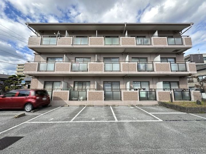 高知県高知市昭和町(マンション)の賃貸物件の外観