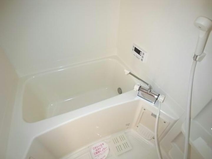 岐阜県岐阜市芋島1(アパート)の賃貸物件の風呂