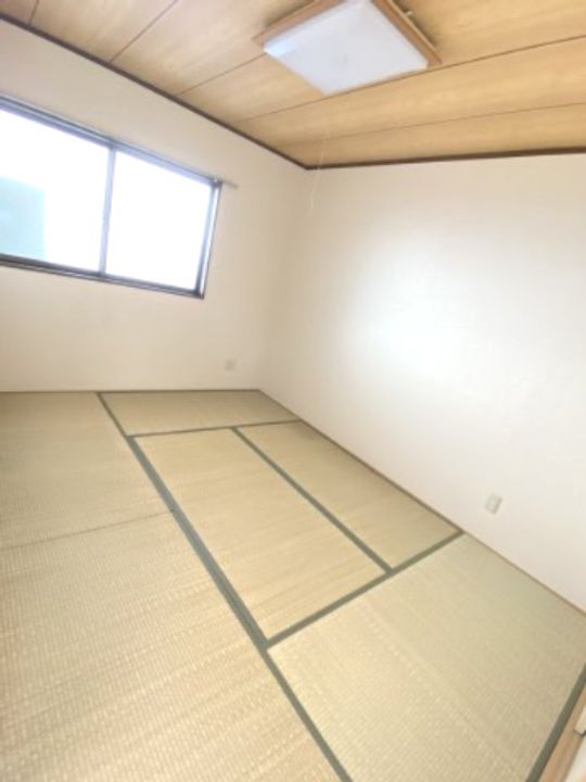 本町ハイムC棟の居間