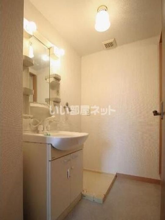 群馬県伊勢崎市連取元町(マンション)の賃貸物件の内装