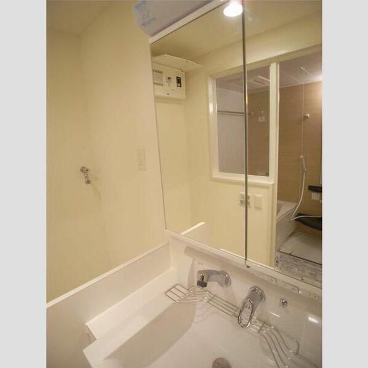 イイダアネックスVIIIの内装