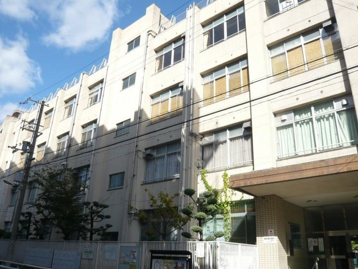 サンシャイン西梅田の周辺