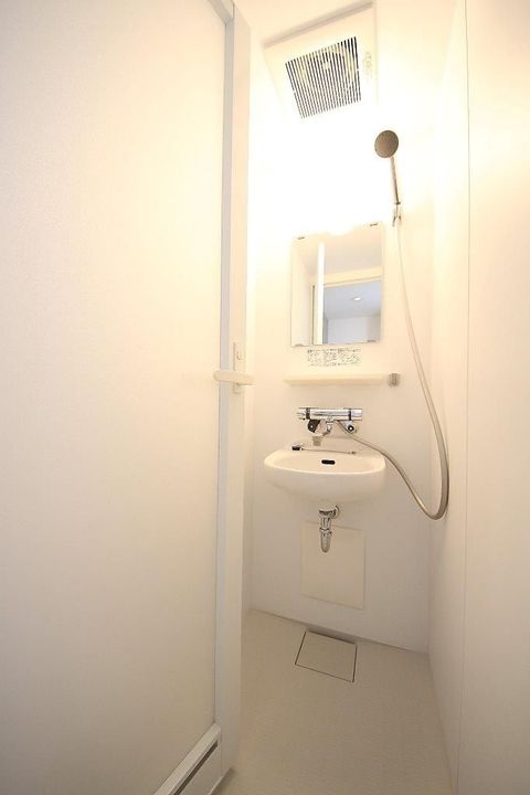 apartment KURO武蔵小山Iの風呂