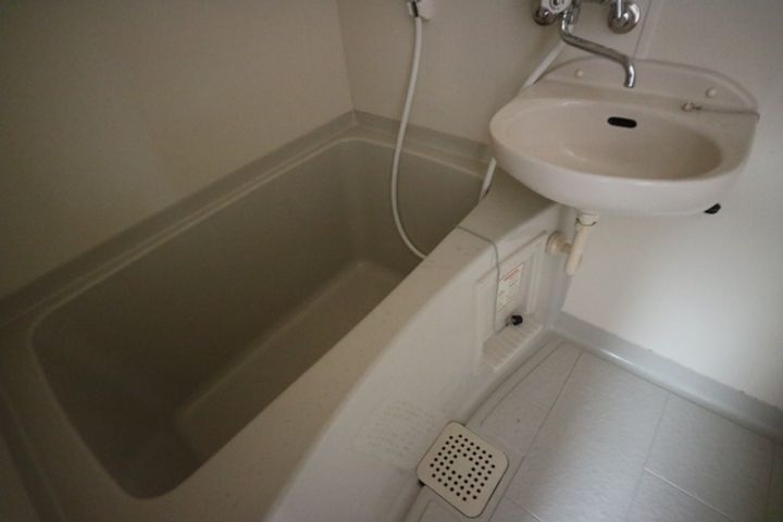 岡山県総社市中央3(アパート)の賃貸物件の風呂