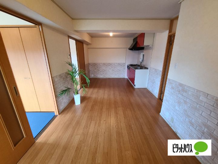 白川コーポの居間