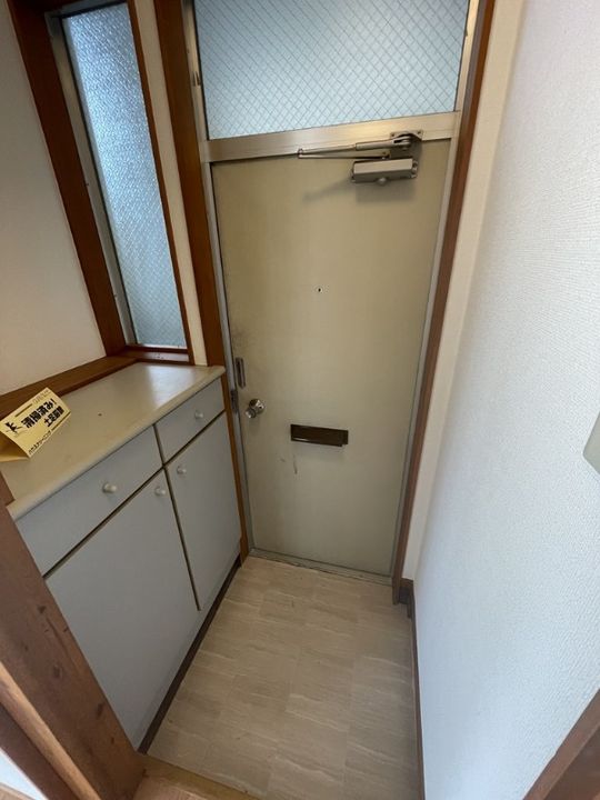 静岡県浜松市中央区曳馬4(アパート)の賃貸物件の玄関