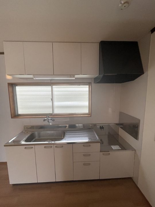 静岡県浜松市中央区曳馬4(アパート)の賃貸物件のキッチン
