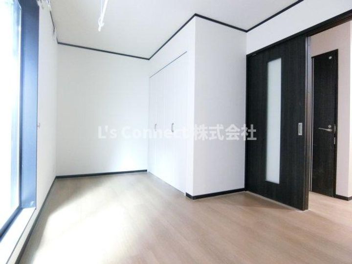 MAHARO宮町の居間