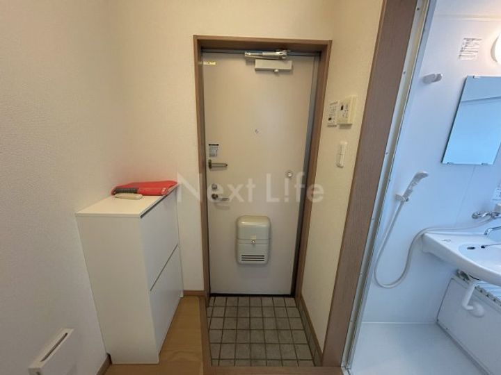 神奈川県横浜市緑区中山6(アパート)の賃貸物件の玄関