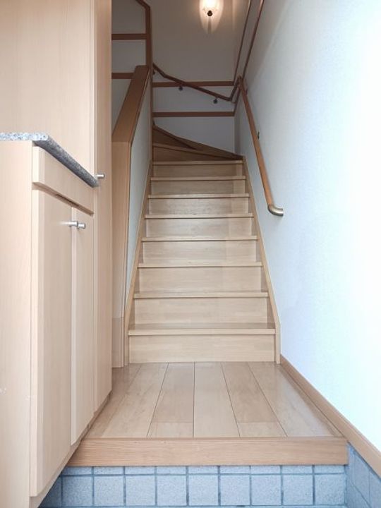 栃木県佐野市栃本町(アパート)の賃貸物件の玄関