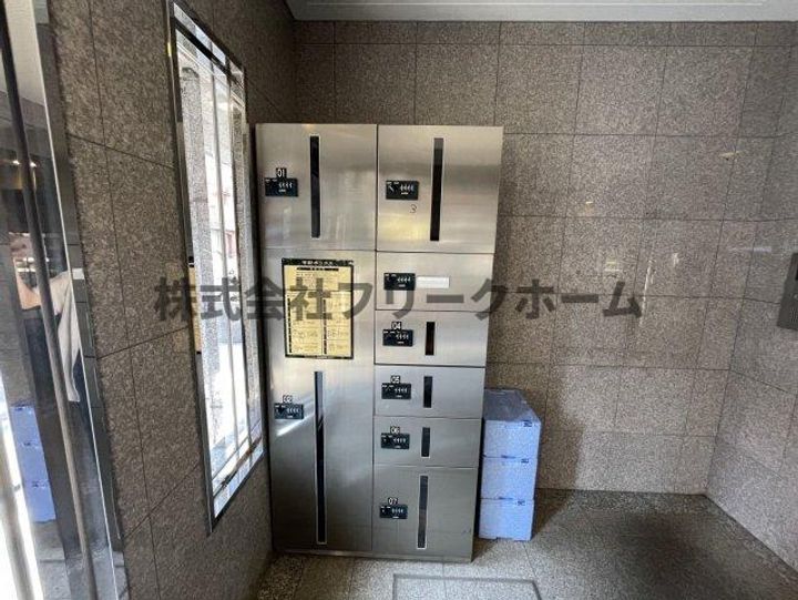 東京都小金井市本町2の賃貸マンションの地図