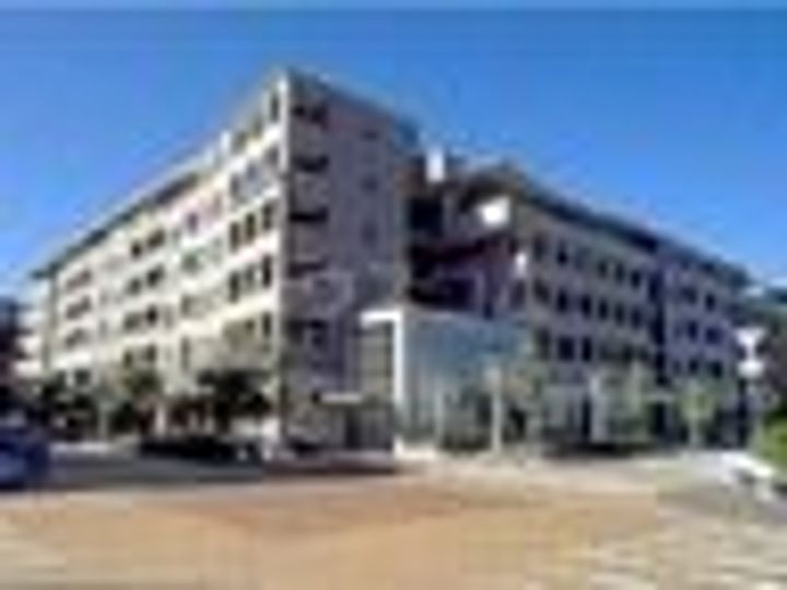 パティオス16番街の外観