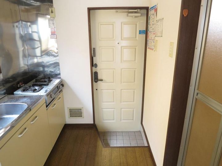 アーリーコーポの玄関