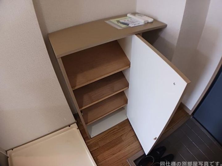 カレントシティ夏見の玄関