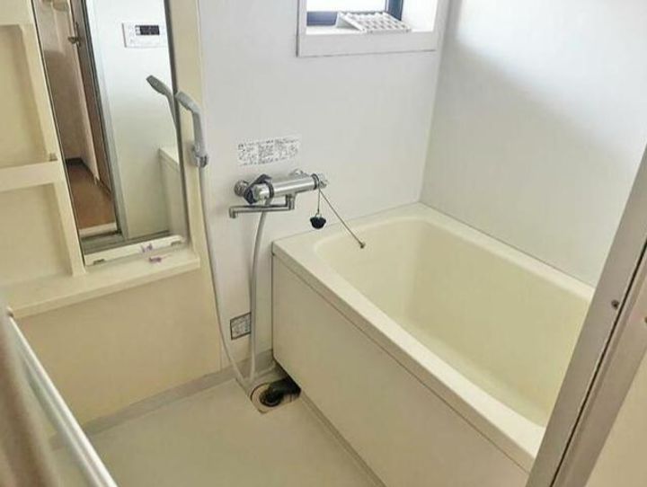 エンゼルハイツ(愛甲4)の風呂