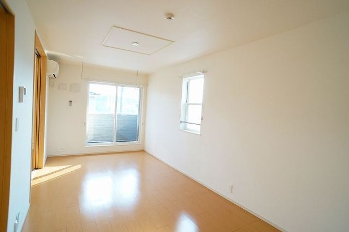 栃木県足利市五十部町(アパート)の賃貸物件の居間