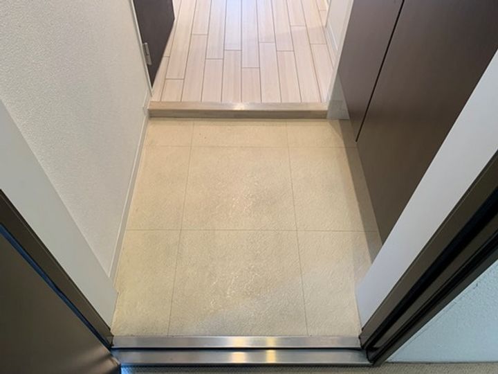 KDXレジデンス舟入幸町の玄関