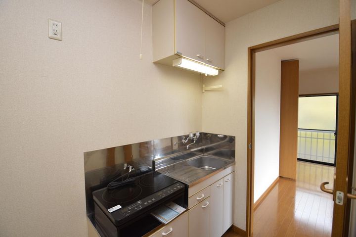 ベレーザ青山Bのキッチン