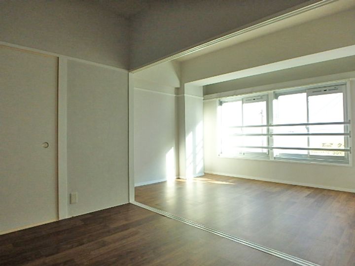 東神奈川A共同ビルの内装