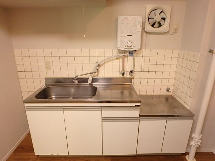 東神奈川A共同ビルのキッチン