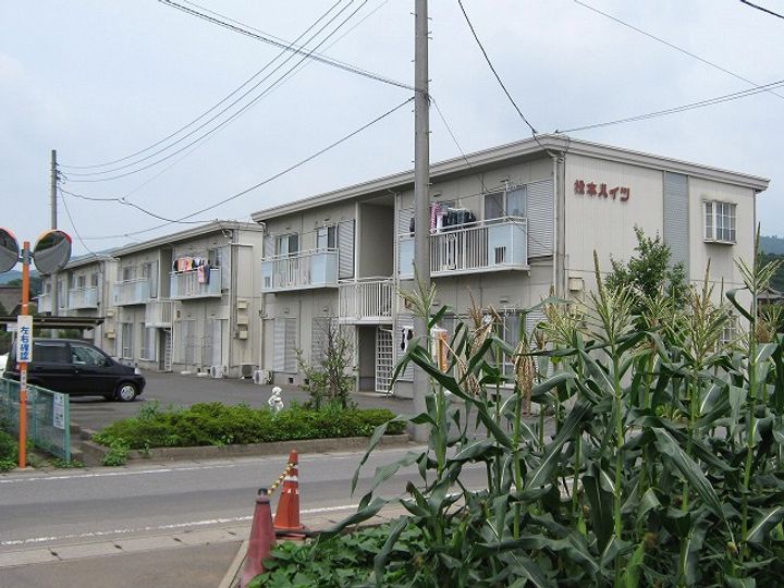 松本ハイツ E棟の外観