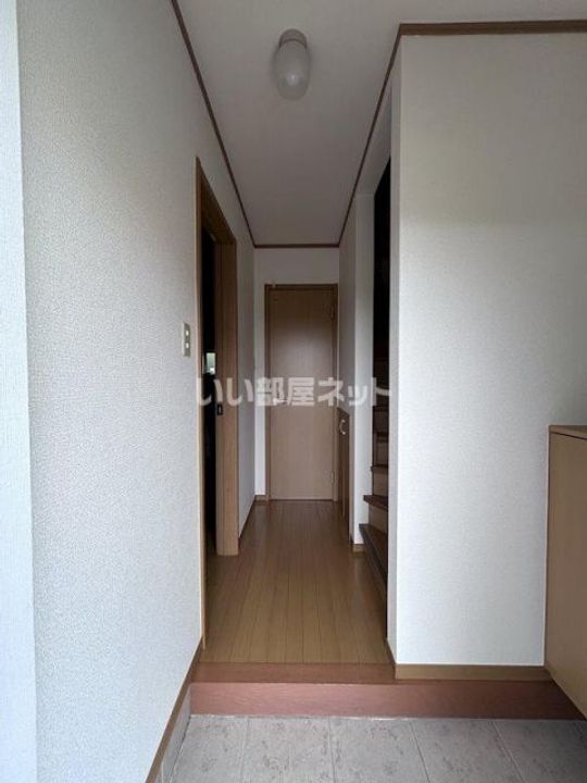 クレールビレッジの玄関