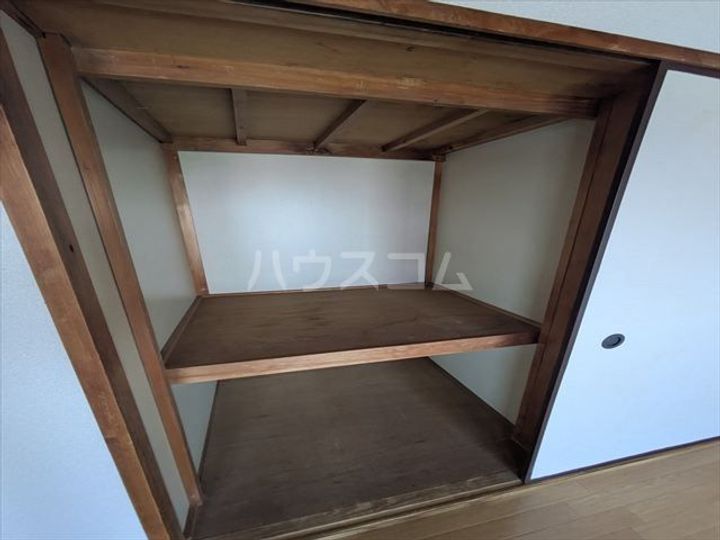 小山ハイコーポの内装